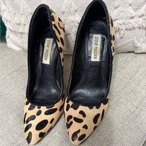 Steve Madden Black and Tan Leopard Heels